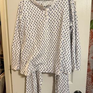 Roller Rabbit women’s Pajama Set - White and Blue Hearts new condition .